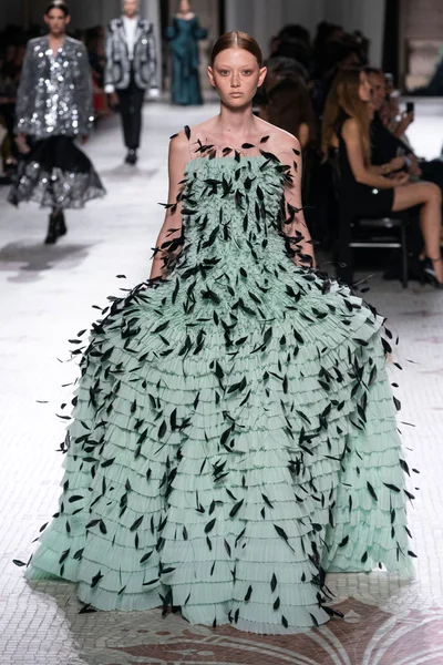 Look 26